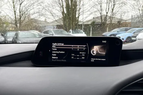 LS21YBL Mazda Mazda3 2.0 e-SKYACTIV-X MHEV GT Sport Tech Euro 6 (s/s) 5dr Thumbnail #36