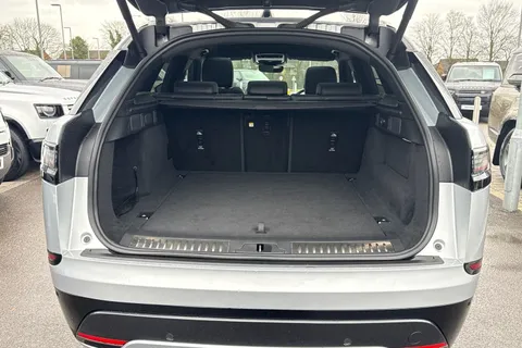 KM73WFH Land Rover Range Rover Velar 2.0 D200 Dynamic SE 5dr Thumbnail #11