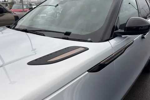 20 of 45 for Land Rover Range Rover Velar 2.0 D200 Dynamic SE 5dr