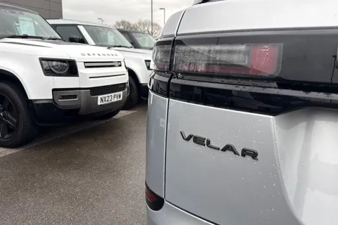 26 of 45 for Land Rover Range Rover Velar 2.0 D200 Dynamic SE 5dr