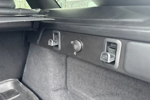 27 of 45 for Land Rover Range Rover Velar 2.0 D200 Dynamic SE 5dr