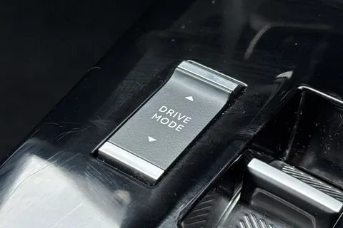 NU72YLG Vauxhall Mokka 1.2 Turbo Ultimate Auto Euro 6 (s/s) 5dr Thumbnail #39