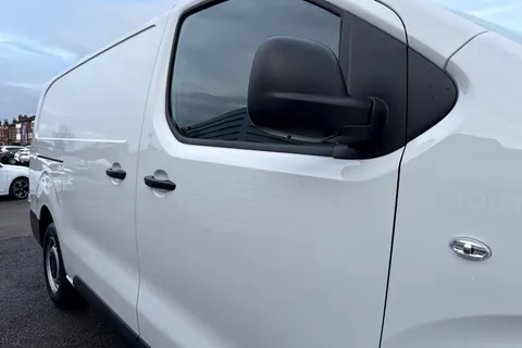 FD74WUK PEUGEOT Expert 1.5 BlueHDi Professional Long Panel Van Long Euro 6 (s/s) 6dr Thumbnail #27
