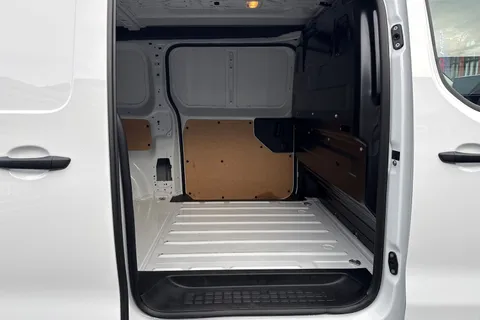 FD74WUK PEUGEOT Expert 1.5 BlueHDi Professional Long Panel Van Long Euro 6 (s/s) 6dr Thumbnail #30