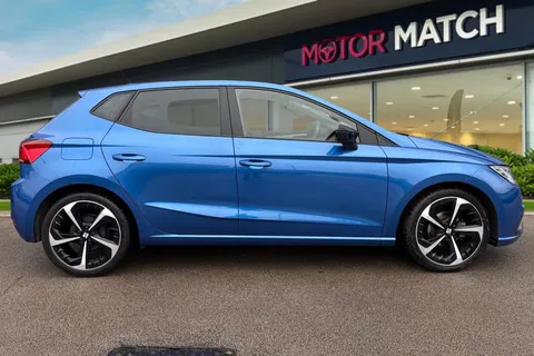 PY72BUV SEAT Ibiza 1.0 TSI FR Sport Euro 6 (s/s) 5dr Thumbnail #4