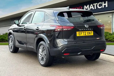 EF72XNT Nissan Qashqai 1.3 DIG-T MHEV Acenta Premium XTRON Euro 6 (s/s) 5dr Thumbnail #3