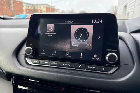 EF72XNT Nissan Qashqai 1.3 DIG-T MHEV Acenta Premium XTRON Euro 6 (s/s) 5dr Thumbnail #17