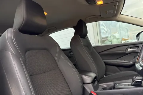 EF72XNT Nissan Qashqai 1.3 DIG-T MHEV Acenta Premium XTRON Euro 6 (s/s) 5dr Thumbnail #24