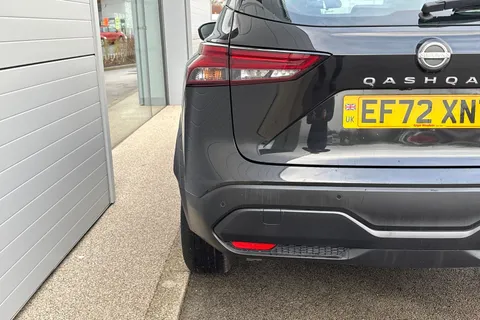EF72XNT Nissan Qashqai 1.3 DIG-T MHEV Acenta Premium XTRON Euro 6 (s/s) 5dr Thumbnail #28
