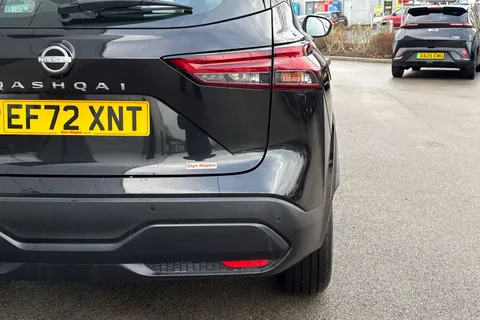 EF72XNT Nissan Qashqai 1.3 DIG-T MHEV Acenta Premium XTRON Euro 6 (s/s) 5dr Thumbnail #29