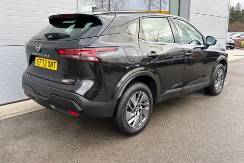EF72XNT Nissan Qashqai 1.3 DIG-T MHEV Acenta Premium XTRON Euro 6 (s/s) 5dr Thumbnail #30