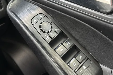 EF72XNT Nissan Qashqai 1.3 DIG-T MHEV Acenta Premium XTRON Euro 6 (s/s) 5dr Thumbnail #37