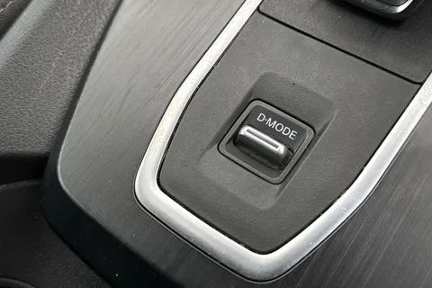 EF72XNT Nissan Qashqai 1.3 DIG-T MHEV Acenta Premium XTRON Euro 6 (s/s) 5dr Thumbnail #59