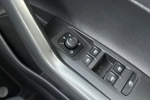 YN25ZLV Volkswagen Polo 1.0 TSI Match 5dr Thumbnail #20