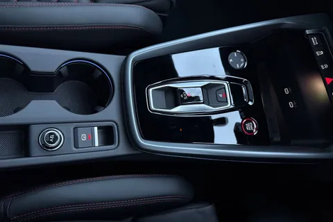  Audi RS 3 2.5 TFSI Carbon Black Sportback S Tronic quattro Euro 6 (s/s) 5dr Thumbnail #23