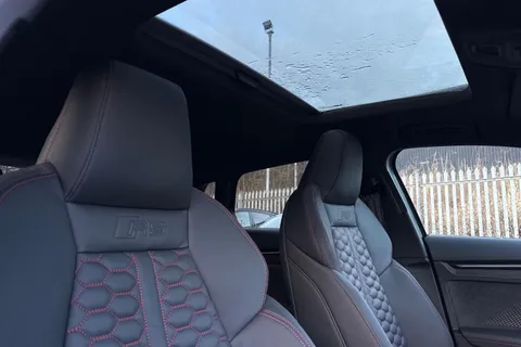  Audi RS 3 2.5 TFSI Carbon Black Sportback S Tronic quattro Euro 6 (s/s) 5dr Thumbnail #24