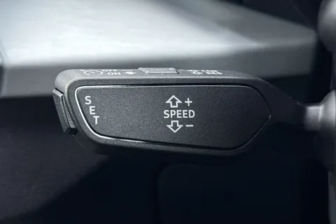  Audi Q2 1.5 TFSI CoD 35 Black Edition S Tronic Euro 6 (s/s) 5dr Thumbnail #27