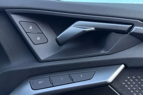  Audi RS 3 2.5 TFSI Carbon Black Sportback S Tronic quattro Euro 6 (s/s) 5dr Thumbnail #34