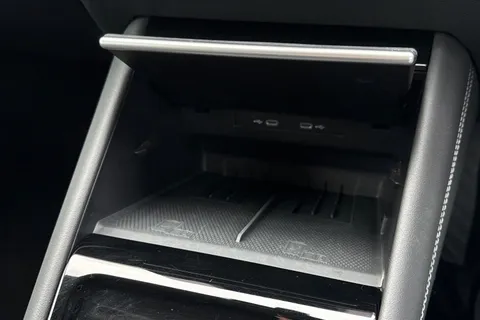 YR25ZBE Volkswagen Tiguan 1.5 eTSI 150 Elegance 5dr DSG Thumbnail #42