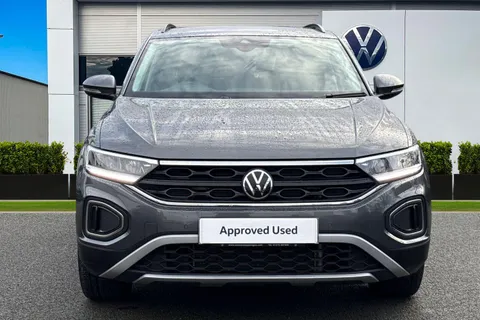 DG24JMU Volkswagen T-Roc 1.5 TSI Match 5dr | Rear Camera | App Connect Thumbnail #5