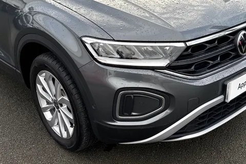 DG24JMU Volkswagen T-Roc 1.5 TSI Match 5dr | Rear Camera | App Connect Thumbnail #8