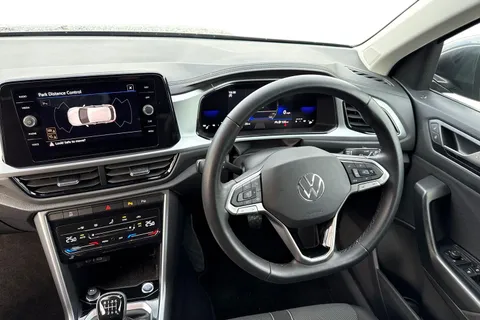 DG24JMU Volkswagen T-Roc 1.5 TSI Match 5dr | Rear Camera | App Connect Thumbnail #17