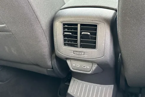 DG24JMU Volkswagen T-Roc 1.5 TSI Match 5dr | Rear Camera | App Connect Thumbnail #35