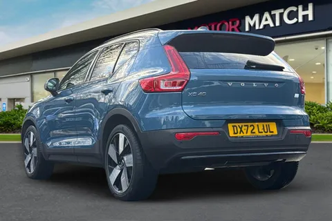 DX72LUL Volvo Xc40 1.5h T5 Recharge 10.7kWh Ultimate Dark Auto Euro 6 (s/s) 5dr Thumbnail #3