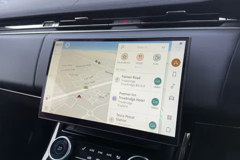 BD72GXT Land Rover Range Rover Sport 3.0 D300 Dynamic SE 5dr Thumbnail #13