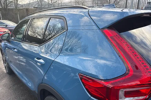 DX72LUL Volvo Xc40 1.5h T5 Recharge 10.7kWh Ultimate Dark Auto Euro 6 (s/s) 5dr Thumbnail #30