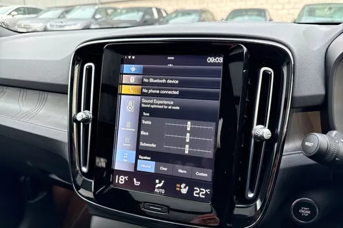 DX72LUL Volvo Xc40 1.5h T5 Recharge 10.7kWh Ultimate Dark Auto Euro 6 (s/s) 5dr Thumbnail #46