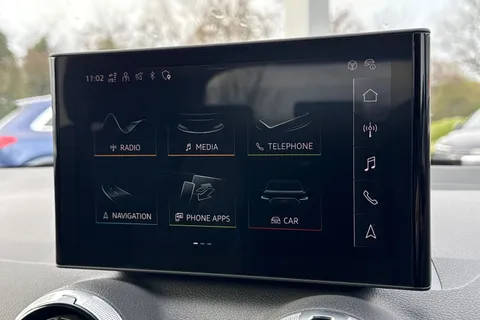 Audi Q2 1.5 TFSI CoD 35 S line S Tronic Euro 6 (s/s) 5dr Thumbnail #17