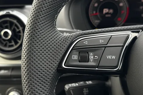 Audi Q2 1.5 TFSI CoD 35 S line S Tronic Euro 6 (s/s) 5dr Thumbnail #34