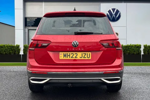 MH22JZU Volkswagen Tiguan 1.5 TSI Life 5dr **ELECTRICALLY FOLDING MIRRORS, ELECTRIC BOOT** Thumbnail #4