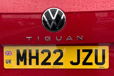 MH22JZU Volkswagen Tiguan 1.5 TSI Life 5dr **ELECTRICALLY FOLDING MIRRORS, ELECTRIC BOOT** Thumbnail #24
