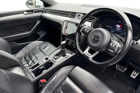 FA19NKC Volkswagen Arteon 2.0 TDI R-Line Fastback DSG Euro 6 (s/s) 5dr Thumbnail #7