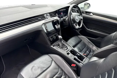 FA19NKC Volkswagen Arteon 2.0 TDI R-Line Fastback DSG Euro 6 (s/s) 5dr Thumbnail #8