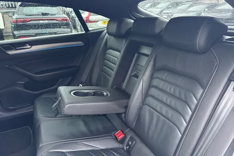 FA19NKC Volkswagen Arteon 2.0 TDI R-Line Fastback DSG Euro 6 (s/s) 5dr Thumbnail #13