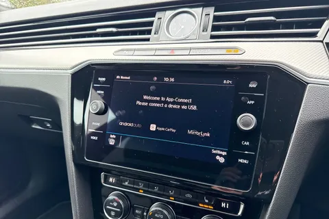 FA19NKC Volkswagen Arteon 2.0 TDI R-Line Fastback DSG Euro 6 (s/s) 5dr Thumbnail #31