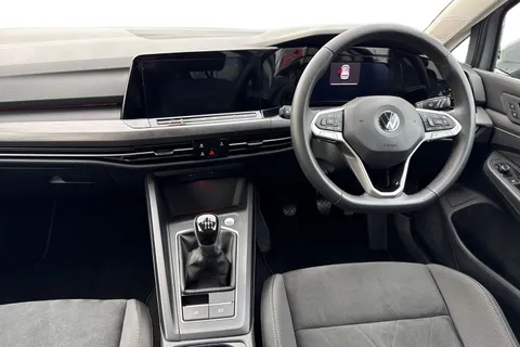 VO22NLP Volkswagen Golf 1.5 TSI Style 5dr **17' VENTURA ALLOYS + WINTER PACK** Thumbnail #17