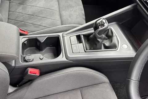 VO22NLP Volkswagen Golf 1.5 TSI Style 5dr **17' VENTURA ALLOYS + WINTER PACK** Thumbnail #22