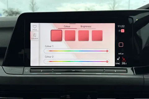 VO22NLP Volkswagen Golf 1.5 TSI Style 5dr **17' VENTURA ALLOYS + WINTER PACK** Thumbnail #37