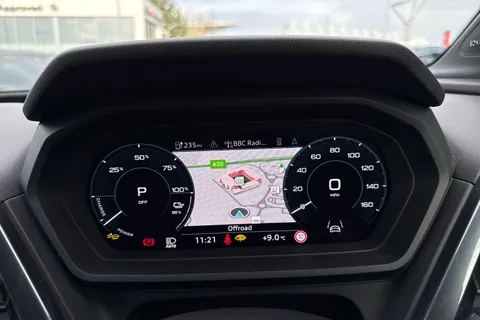 DY75XLG Audi Q4 e-tron Q4 Black Edition 45 e-tron 210,00 kW Thumbnail #48