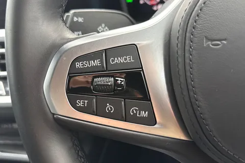 YG71TWF BMW 3 Series 2.0 318i M Sport Auto Euro 6 (s/s) 4dr Thumbnail #31