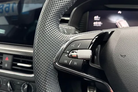 X11GNA Škoda Scala 1.0 TSI Monte Carlo Euro 6 (s/s) 5dr Thumbnail #36