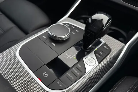 YG71TWF BMW 3 Series 2.0 318i M Sport Auto Euro 6 (s/s) 4dr Thumbnail #36