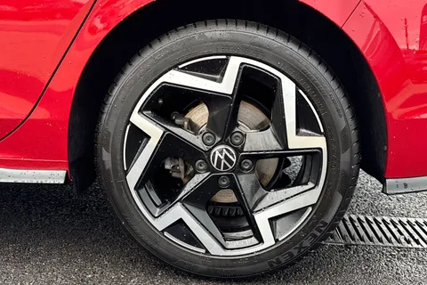 YN25ZLX Volkswagen Golf 1.5 eTSI 150 R-Line 5dr DSG, **WINTER PK** Thumbnail #12