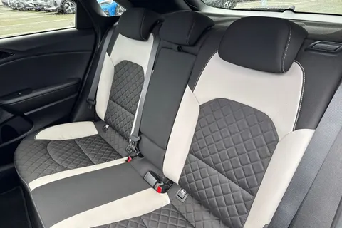 FG69UUL Kia Ceed 1.4 T-GDi GT-Line Lunar Edition Euro 6 (s/s) 5dr Thumbnail #19