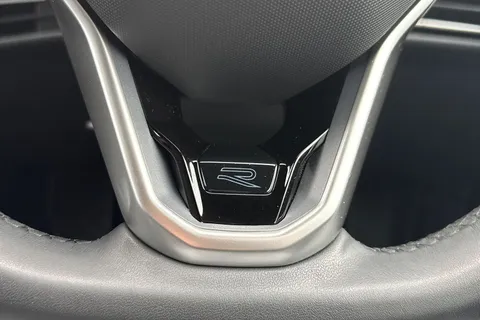 YN25ZLX Volkswagen Golf 1.5 eTSI 150 R-Line 5dr DSG, **WINTER PK** Thumbnail #35