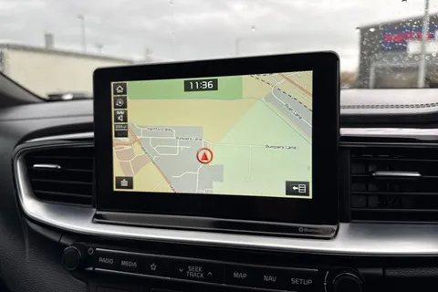 FG69UUL Kia Ceed 1.4 T-GDi GT-Line Lunar Edition Euro 6 (s/s) 5dr Thumbnail #36